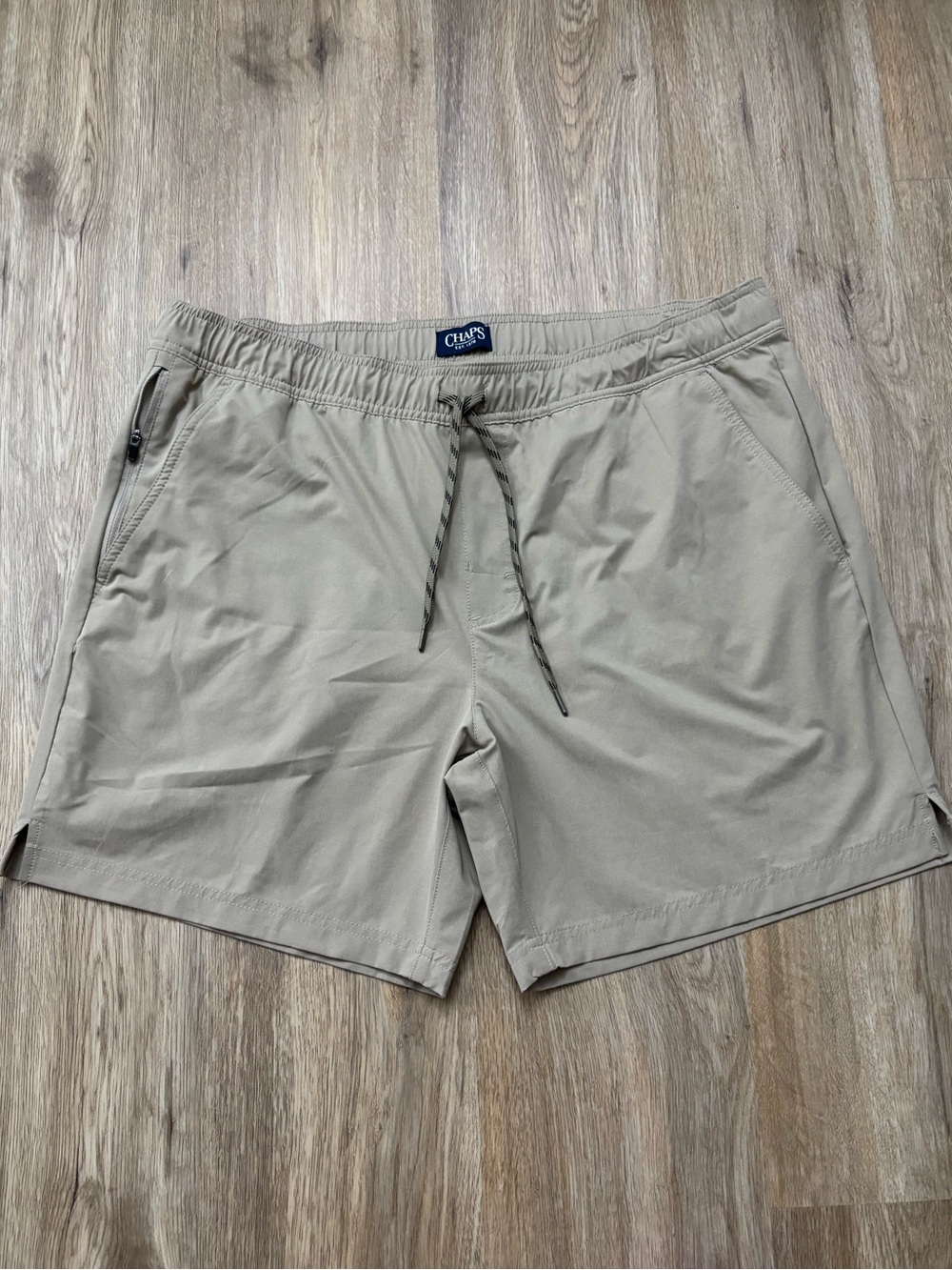 Chaps Men’s Beige Solid Polyester Shorts Drawstring Elastic Waist Pockets XL